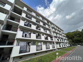 泉北宮山台団地４号棟