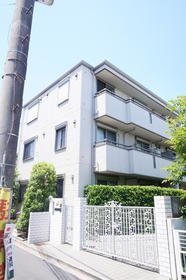 東京都中野区沼袋２ 3階建 築18年10ヶ月