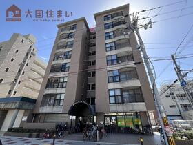 大阪府大阪市西成区梅南２ 8階建 築31年5ヶ月
