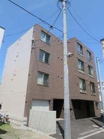 北海道札幌市西区琴似四条６ 4階建 築7年4ヶ月