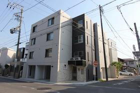 愛知県名古屋市千種区山添町１ 4階建 築9年5ヶ月