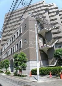 東京都目黒区東山３ 地上13階地下2階建 築31年6ヶ月