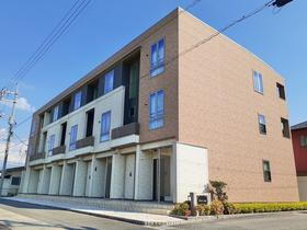 鳥取県米子市新開６ 3階建