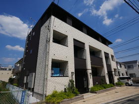 神奈川県海老名市東柏ケ谷１ 3階建 築10年1ヶ月