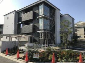 大阪府堺市西区上野芝向ヶ丘町３ 3階建