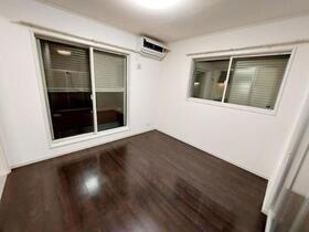 東京都世田谷区給田３ 2階建 築13年6ヶ月