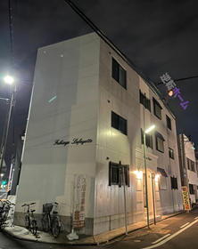 愛知県名古屋市千種区小松町７ 地上3階地下1階建 築8年5ヶ月