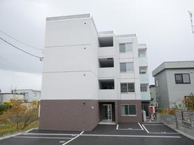 北海道札幌市西区宮の沢三条３ 4階建 築4年8ヶ月