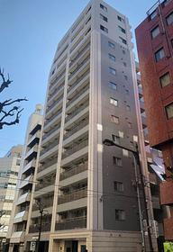 東京都中央区銀座３ 14階建