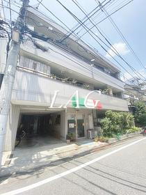 東京都中野区弥生町１ 4階建 築29年4ヶ月