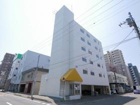 北海道札幌市北区北十二条西１ 6階建