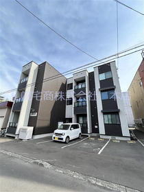北海道札幌市豊平区平岸二条１２ 3階建 築8年10ヶ月