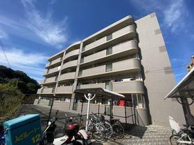 福岡県福岡市中央区小笹１ 5階建 築23年1ヶ月