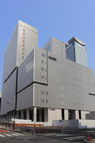 東京都港区六本木１ 地上47階地下4階建
