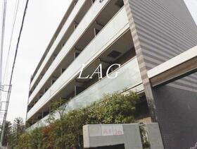 東京都足立区西綾瀬１ 5階建 築8年11ヶ月