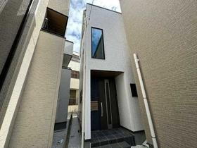 神奈川県川崎市中原区上平間 3階建 築1年6ヶ月