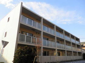 神奈川県横浜市都筑区中川１ 3階建 築13年5ヶ月