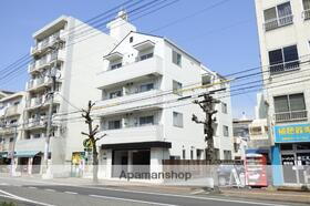 岡山県岡山市北区鹿田町１ 5階建