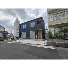 愛知県名古屋市千種区萱場２ テラスハウス