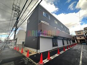 大阪府堺市中区深井清水町 3階建 築2年1ヶ月