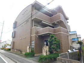兵庫県姫路市東今宿６ 3階建