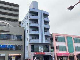 山口県岩国市麻里布町３ 賃貸マンション