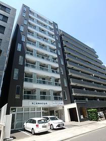 神奈川県横浜市港北区新横浜２ 地上10階地下1階建 築15年2ヶ月