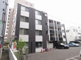北海道札幌市中央区南四条西１３ 4階建 築10年6ヶ月