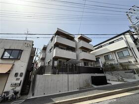 兵庫県神戸市中央区籠池通３ 賃貸アパート