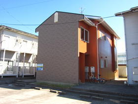 新潟県新発田市舟入町２ 2階建 築30年4ヶ月