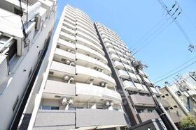 大阪府大阪市浪速区敷津西１ 15階建 築9年5ヶ月
