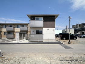 長野県千曲市大字屋代 2階建