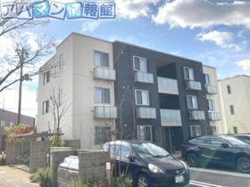 新潟県新潟市秋葉区中野３ 3階建 築6年6ヶ月