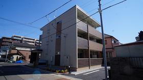 千葉県松戸市新松戸１ 3階建 築5年4ヶ月