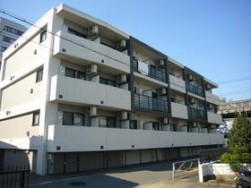 グロースメゾン用賀 地上3階地下1階建
