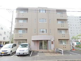 北海道札幌市中央区南十四条西８ 4階建 築19年3ヶ月