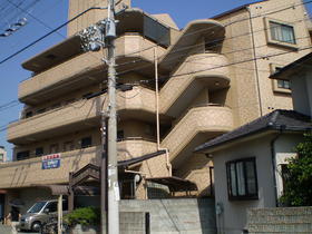 兵庫県明石市魚住町住吉２ 4階建 築34年4ヶ月