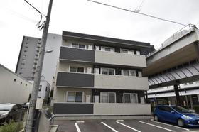 富山県富山市堤町通り１ 3階建 築3年4ヶ月