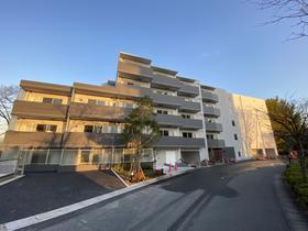 神奈川県川崎市麻生区百合丘１ 5階建 築2年8ヶ月