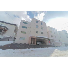 北海道札幌市西区発寒八条１０ 4階建 築3年6ヶ月