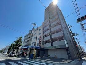 兵庫県神戸市東灘区御影本町６ 11階建