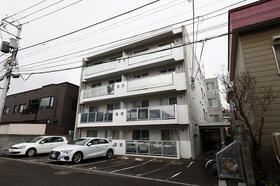 北海道札幌市中央区南六条西２１ 4階建 築15年11ヶ月
