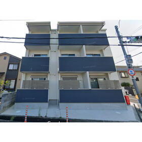 大阪府交野市私市７ 3階建 築2年