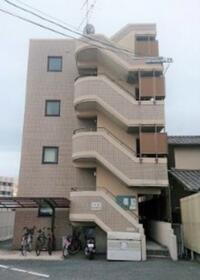 ピラミドＩ 4階建