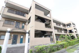 兵庫県神戸市西区北別府１ 3階建 築26年9ヶ月