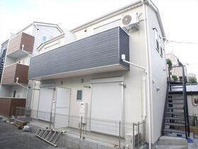 東京都葛飾区西新小岩４ 3階建 築8年5ヶ月