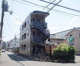 京都府京都市下京区西七条北衣田町 3階建 築27年3ヶ月