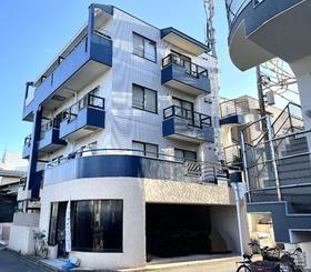 神奈川県藤沢市鵠沼海岸１ 4階建 築35年7ヶ月