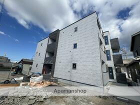アーキ・ドムール岸城町 3階建