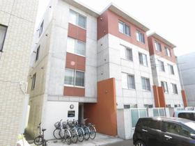 北海道札幌市北区北三十条西３ 4階建 築15年4ヶ月